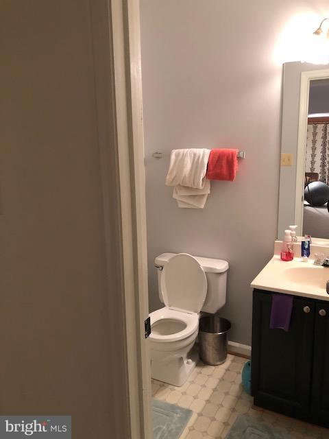 WELLINGTON COMMONS - Residential Lease