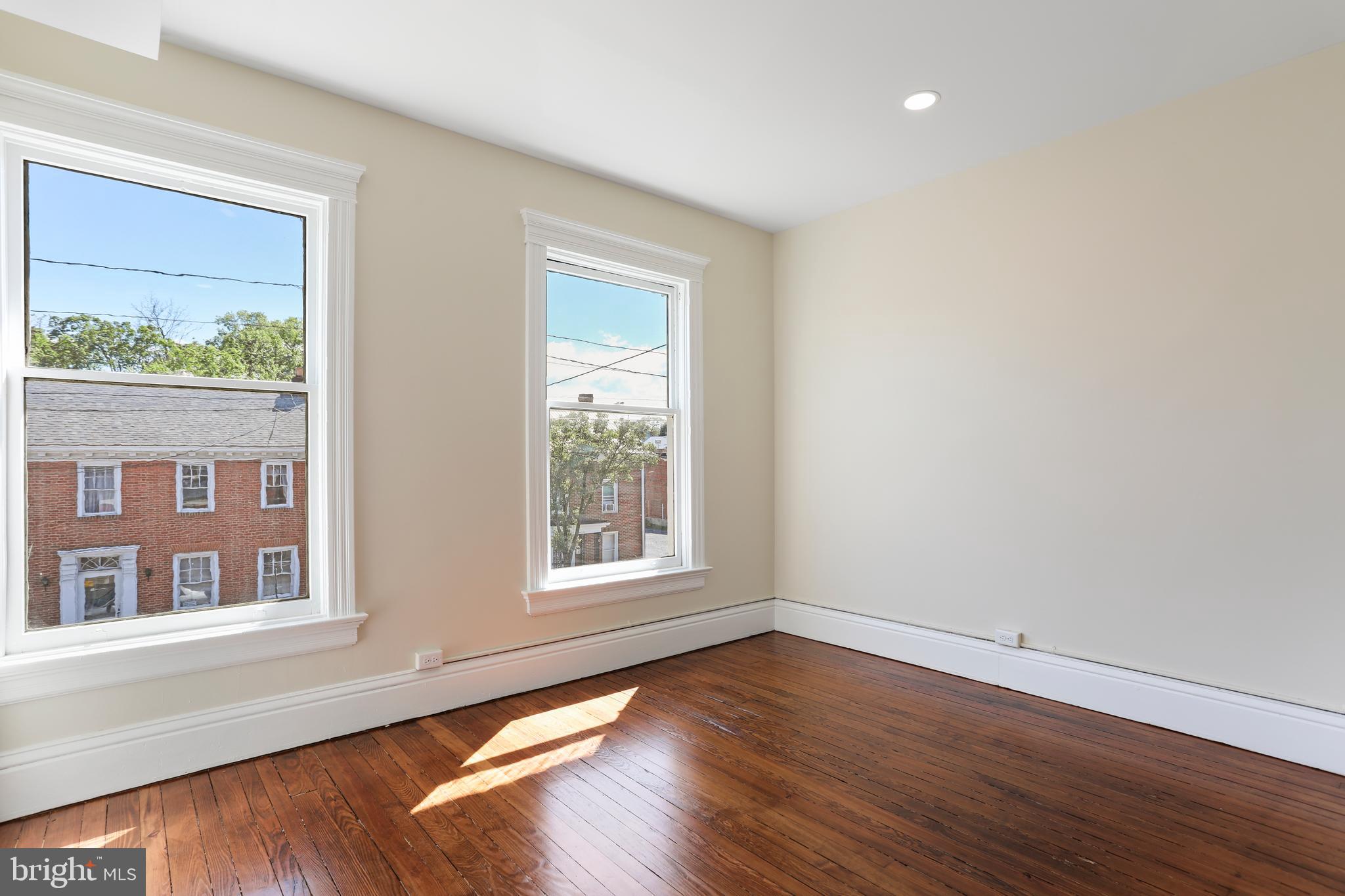 CITY OF MARTINSBURG - Commercial Lease