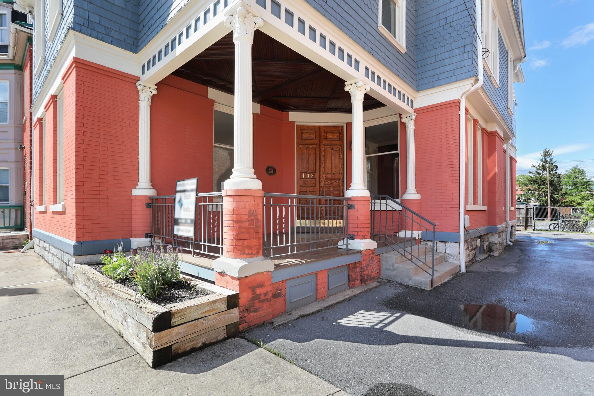 CITY OF MARTINSBURG - Commercial Lease