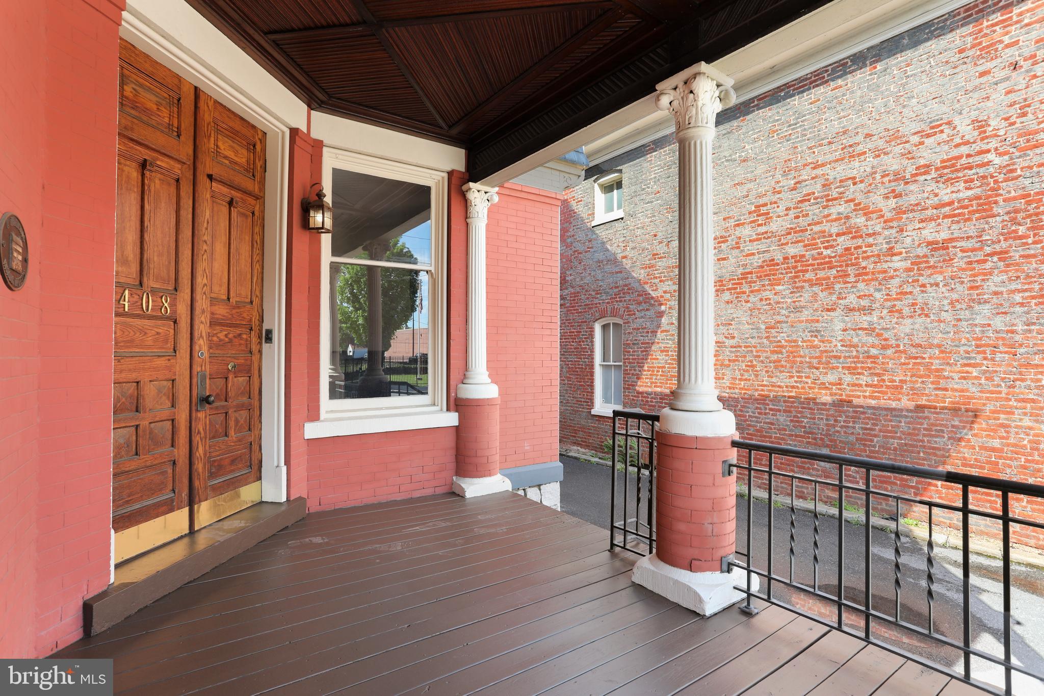 CITY OF MARTINSBURG - Commercial Lease