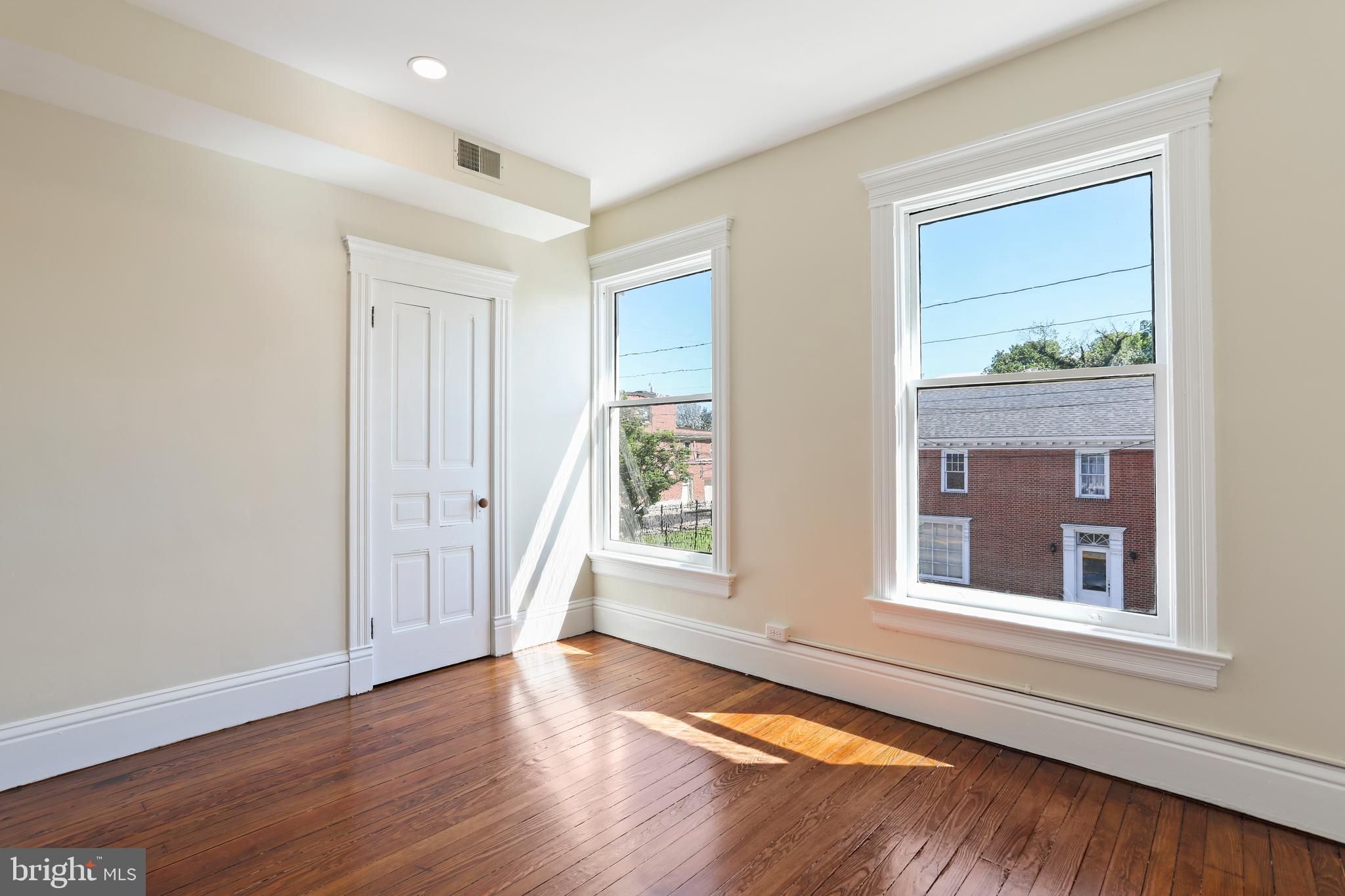 CITY OF MARTINSBURG - Commercial Lease