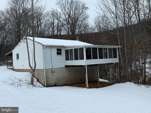 Homes For Sale - 925 Valley Road<br/> MARYSVILLE, PA 17053