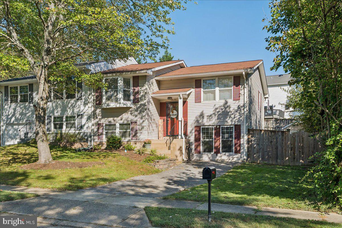 FOUR SEASONS ESTATES - Residential