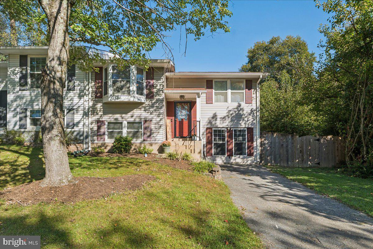 FOUR SEASONS ESTATES - Residential