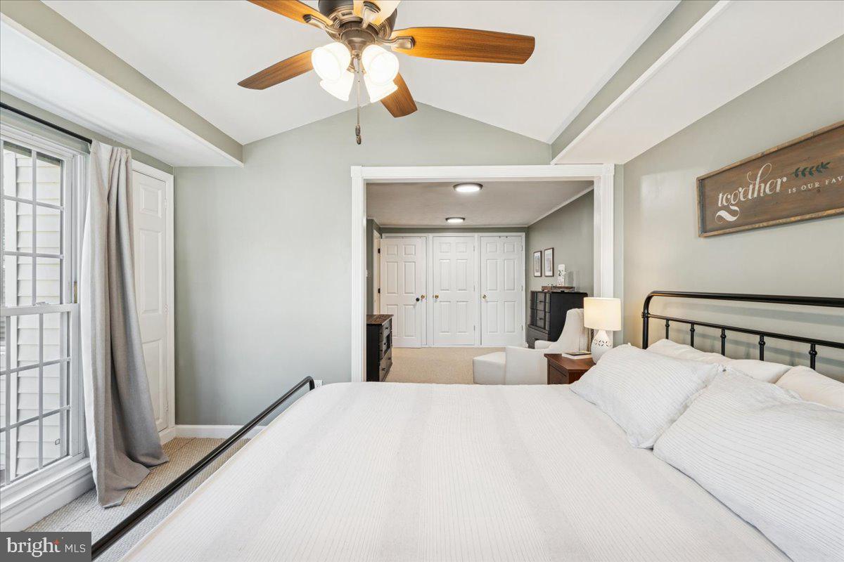 FOUR SEASONS ESTATES - Residential