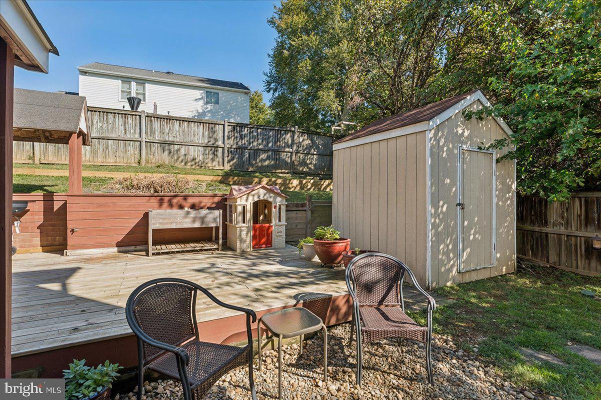 FOUR SEASONS ESTATES - Residential