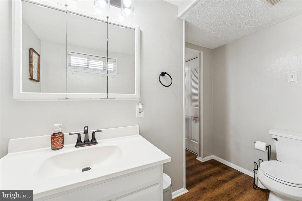 FOUR SEASONS ESTATES - Residential