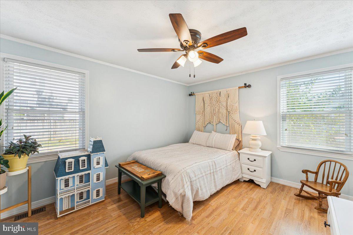 FOUR SEASONS ESTATES - Residential