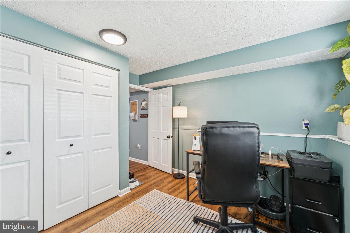 FOUR SEASONS ESTATES - Residential