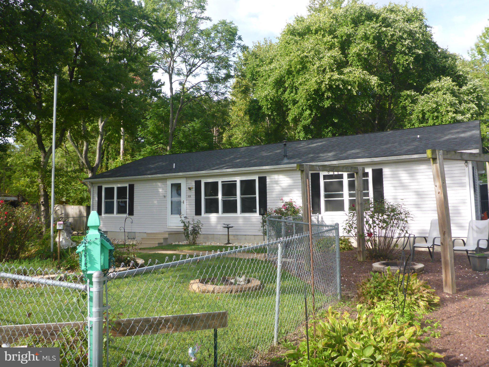 106 EDGEWATER AVENUE