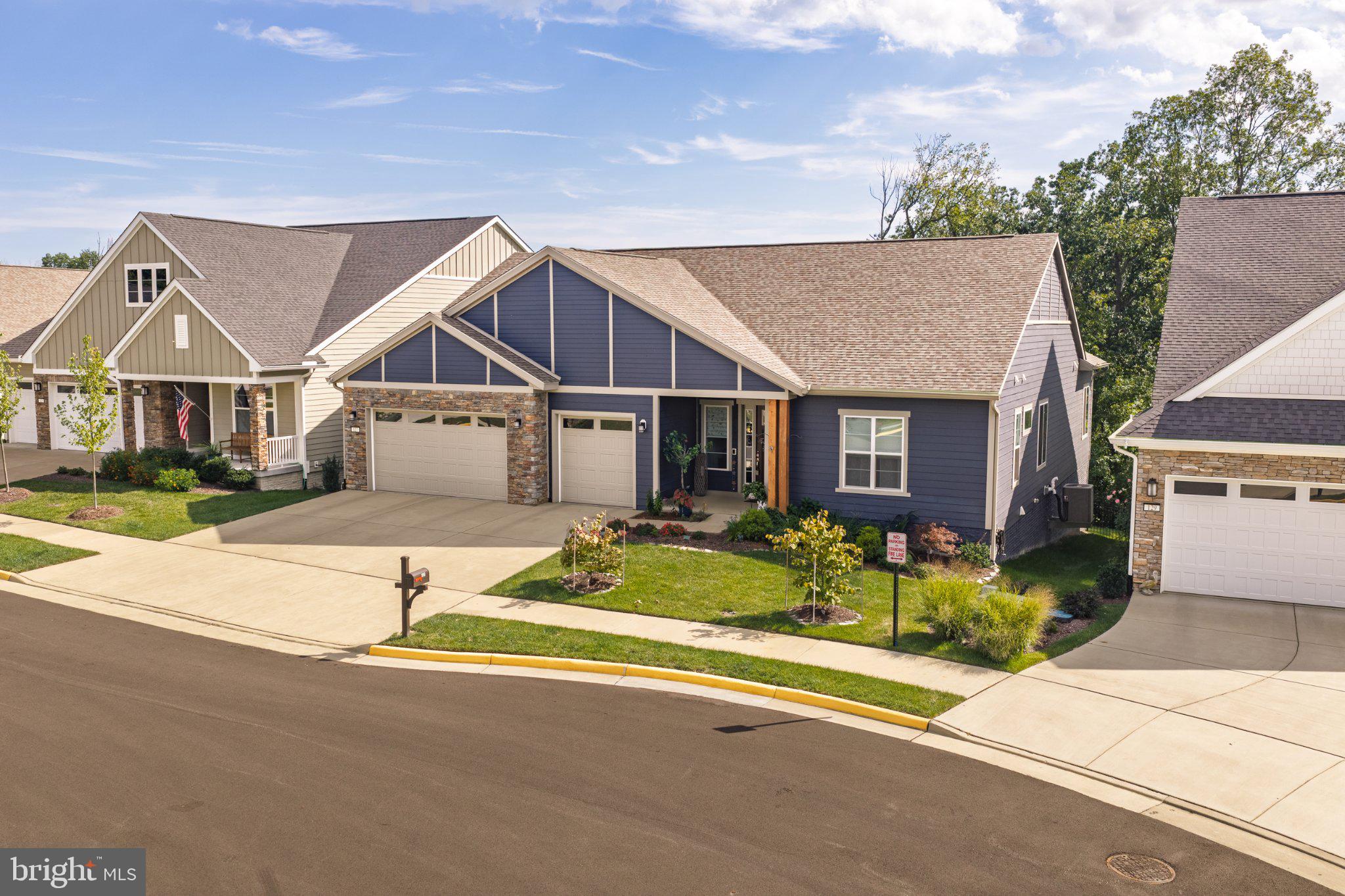 127 PIMPERNEL PLACE