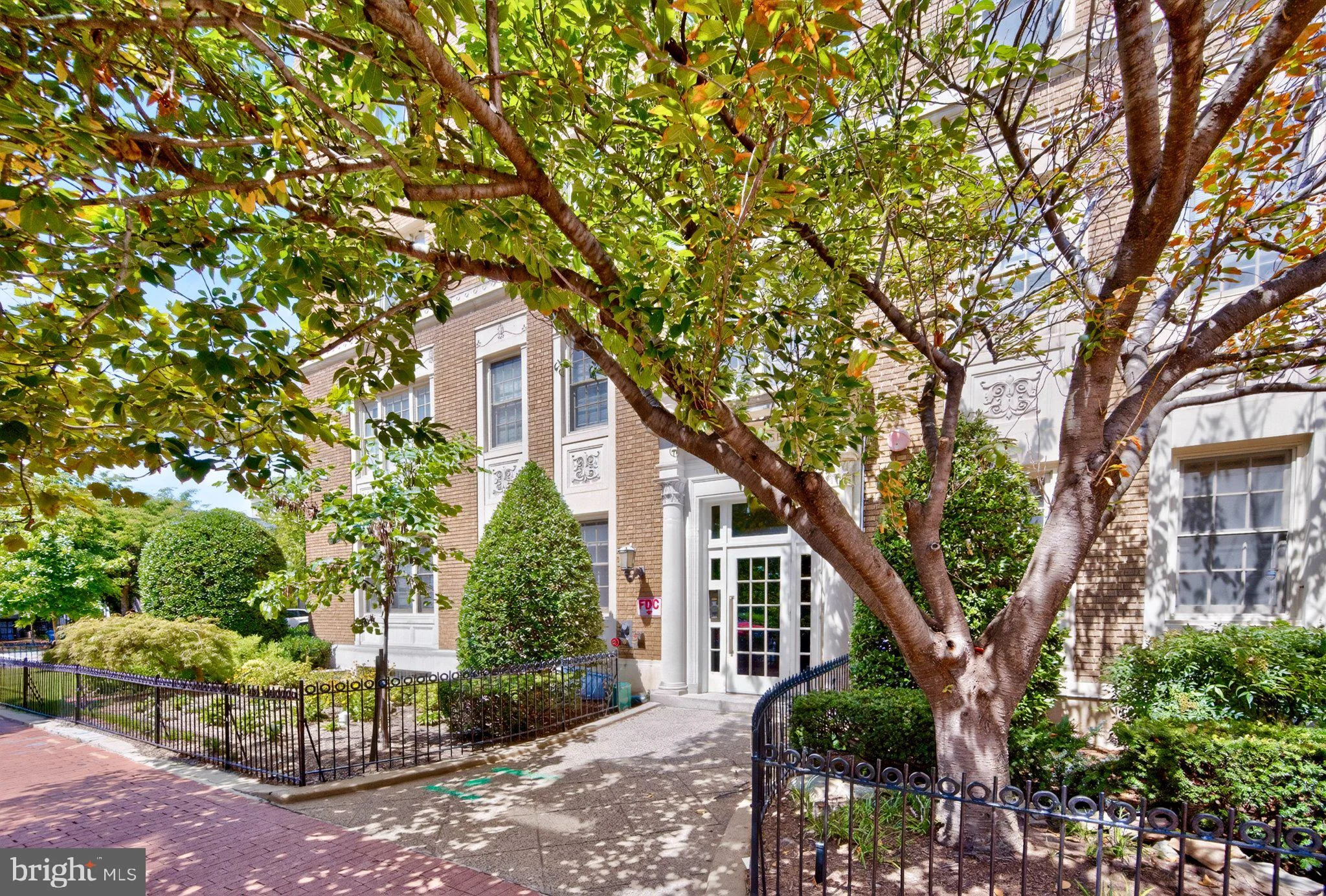 1621 T Street NW Unit 604, Washington, DC, 20009