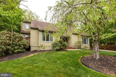 13 Elena Court, Voorhees, NJ 08043 - MLS#: NJCD2091742