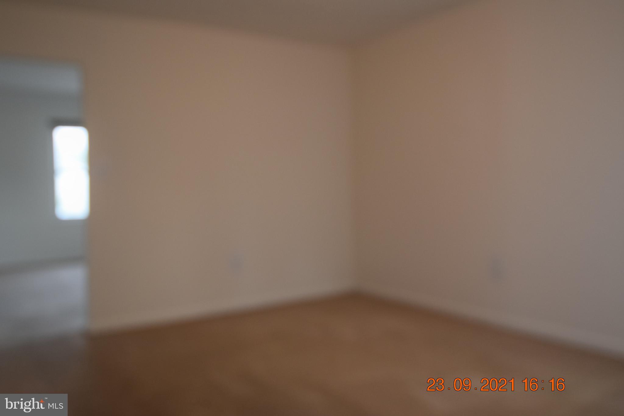 DAMASCUS OUTSIDE - Residential Lease