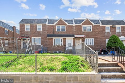 Townhouse For Sale - 7233 Rupert Street<br/> PHILADELPHIA, PA 19149