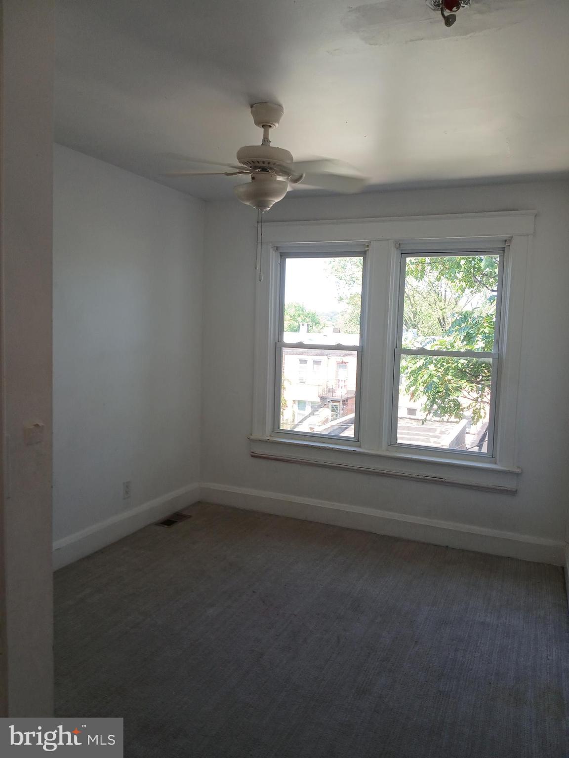 MONTEBELLO LAKE - Residential