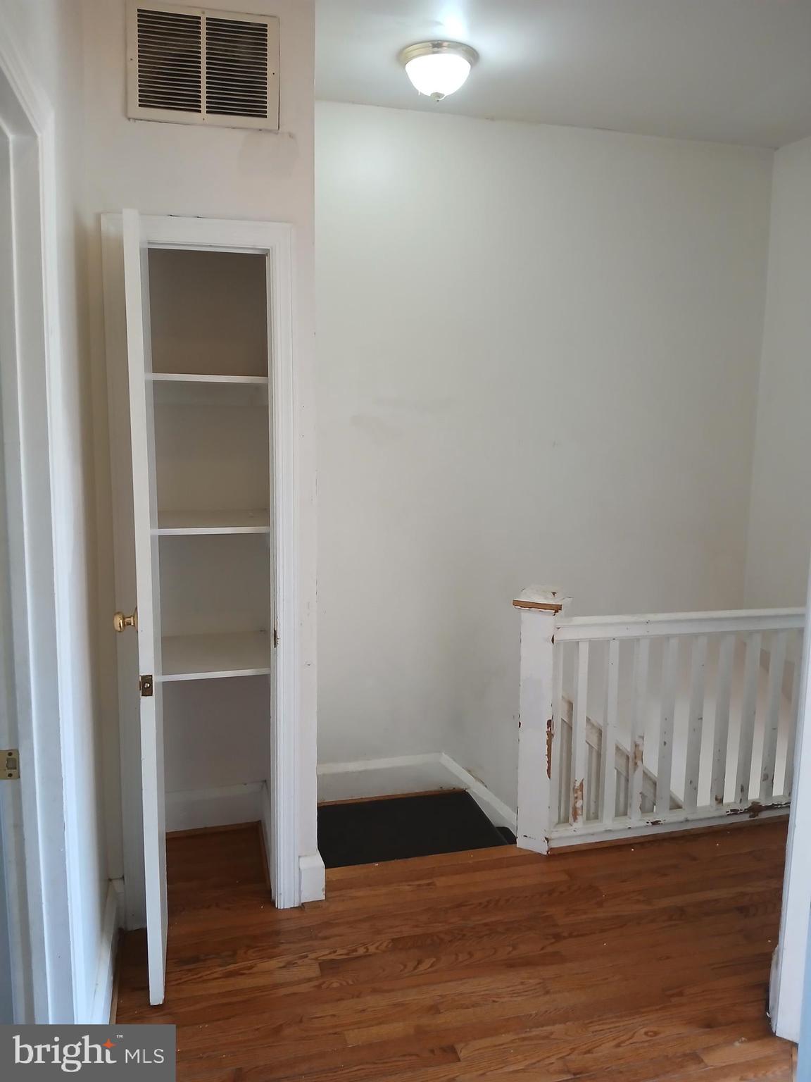 MONTEBELLO LAKE - Residential