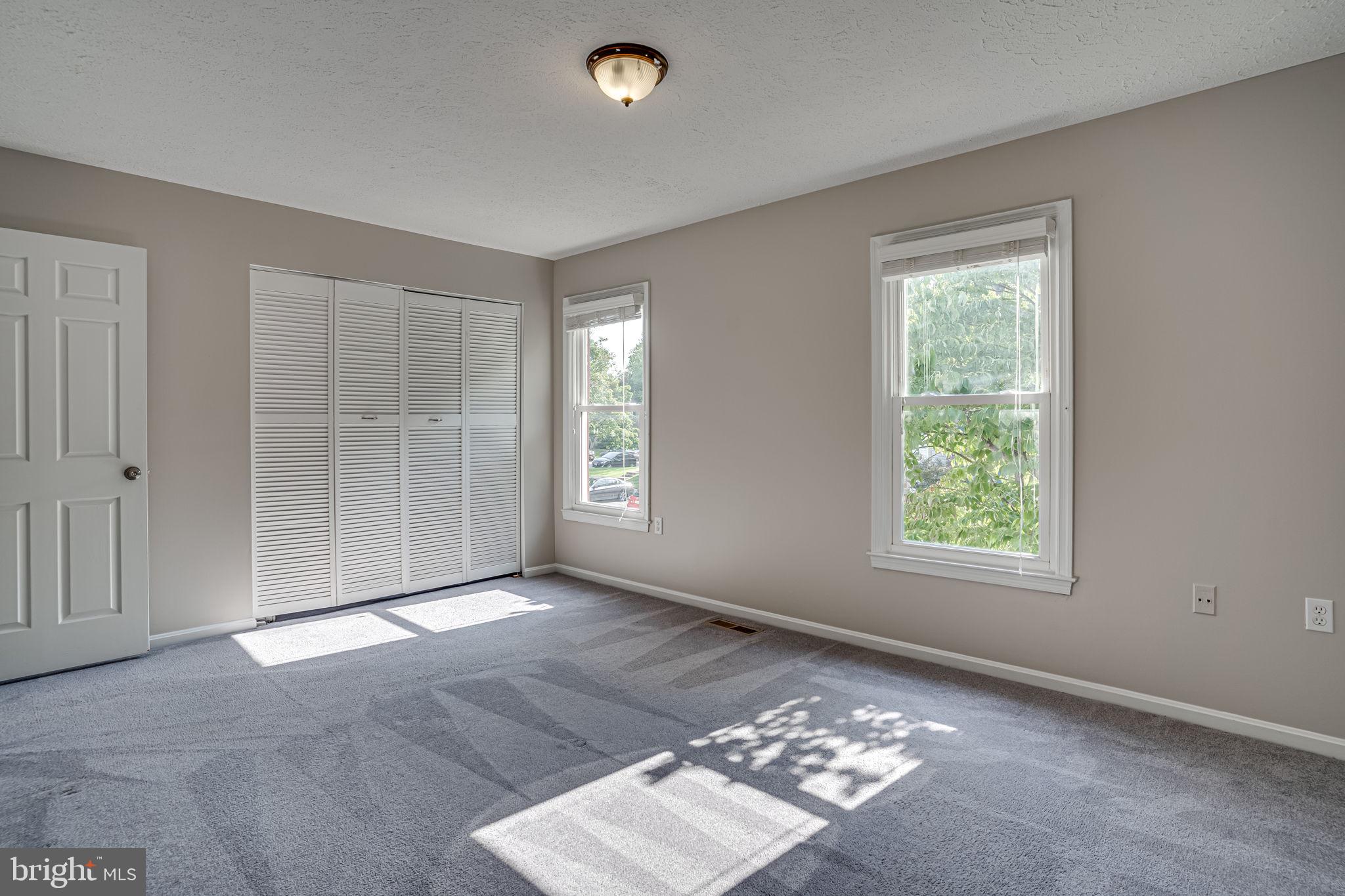 ROLLING FOREST - Residential Lease