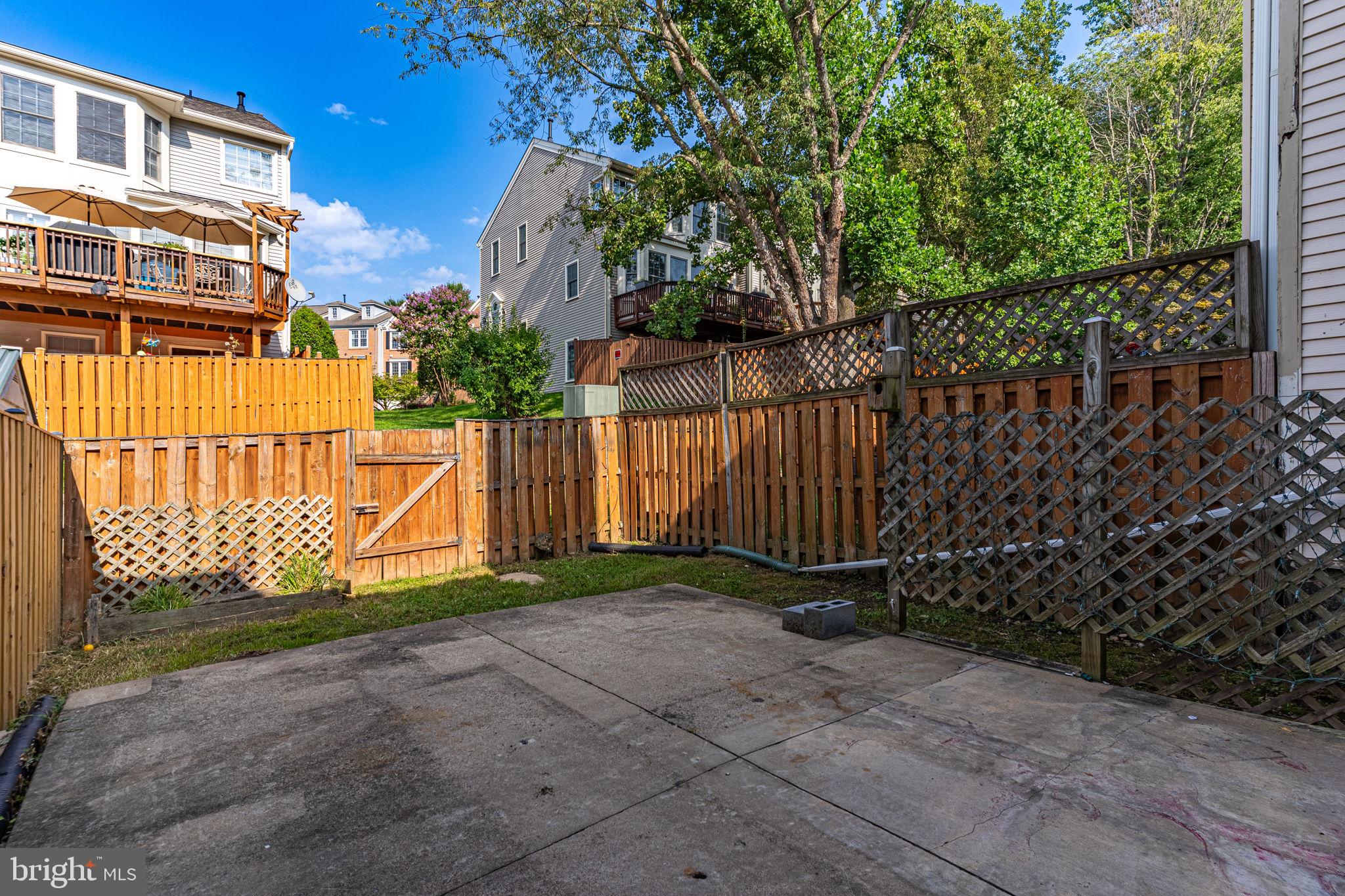 ROLLING FOREST - Residential Lease