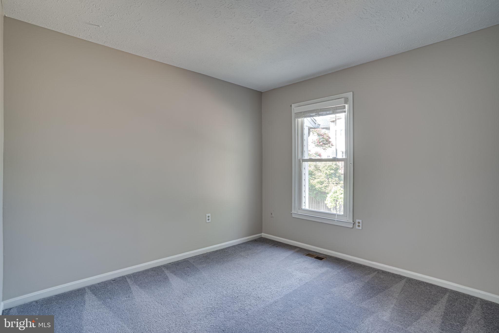 ROLLING FOREST - Residential Lease