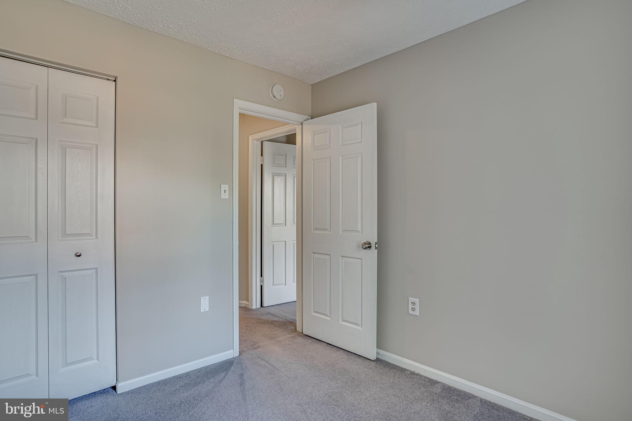 ROLLING FOREST - Residential Lease