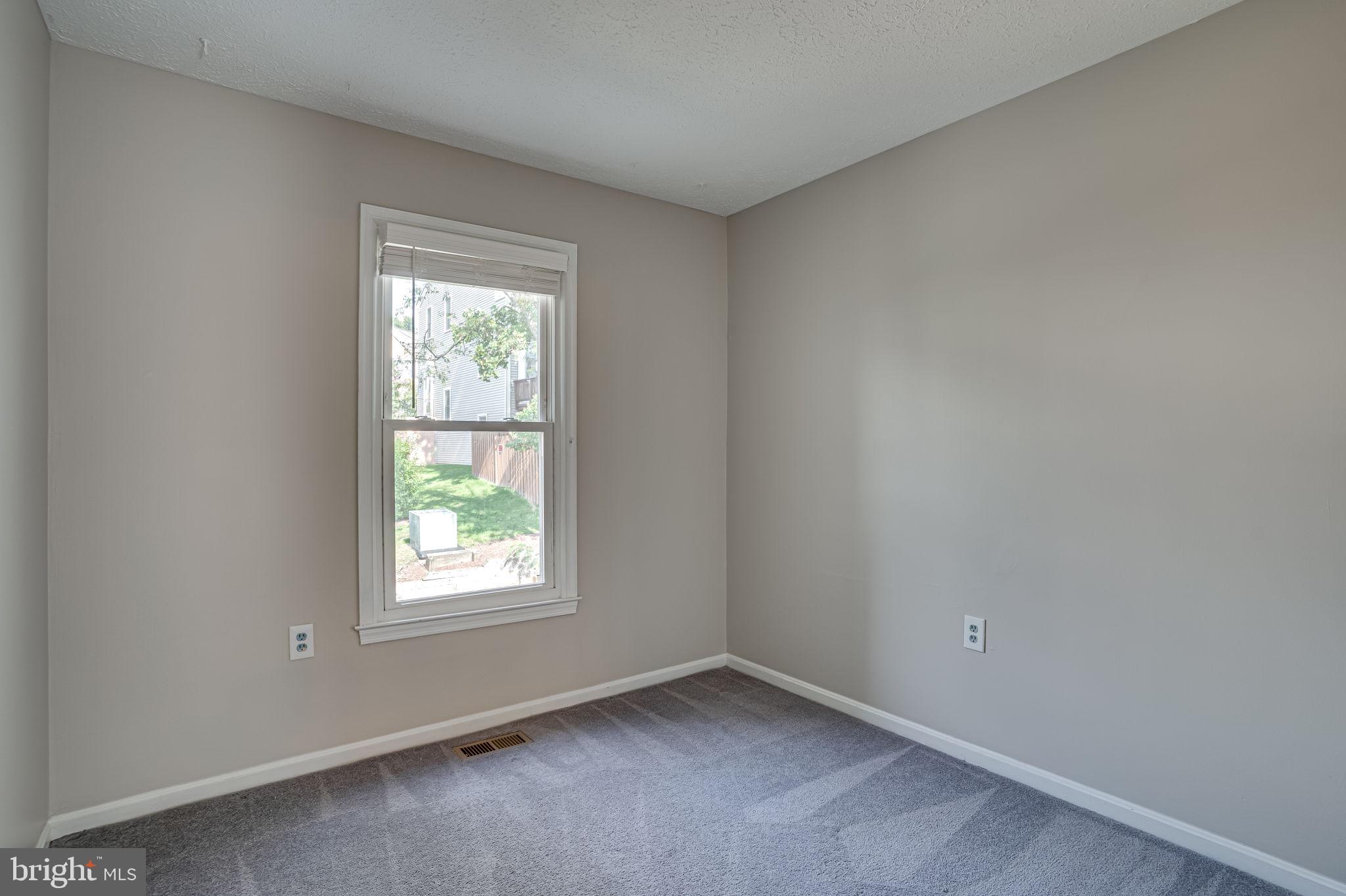 ROLLING FOREST - Residential Lease