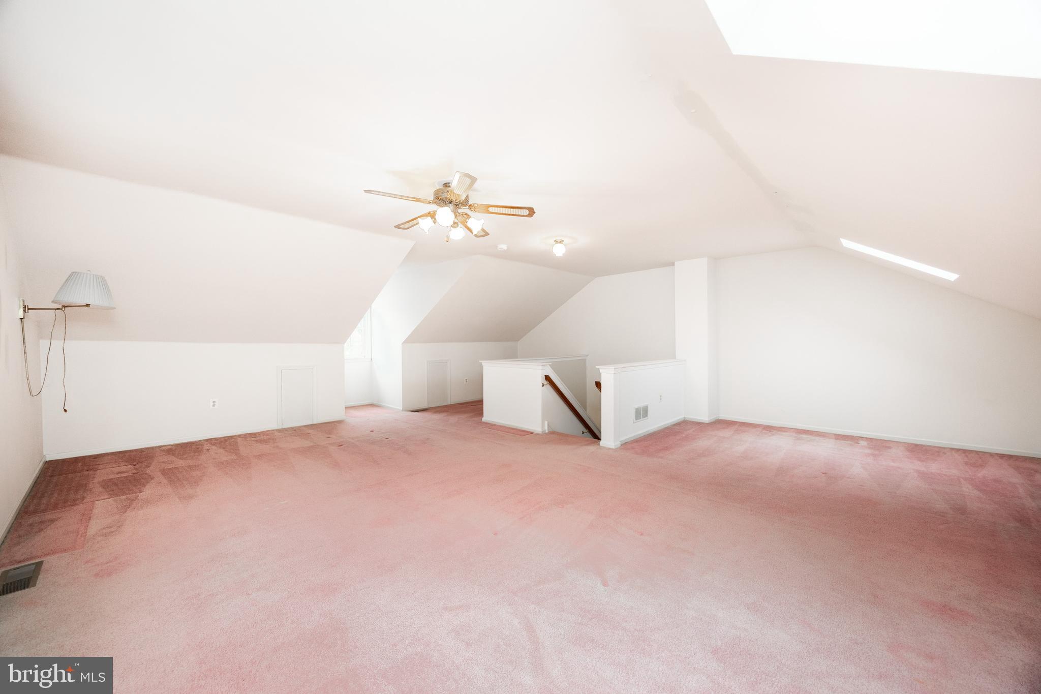 COLLEGE PARK - Residential