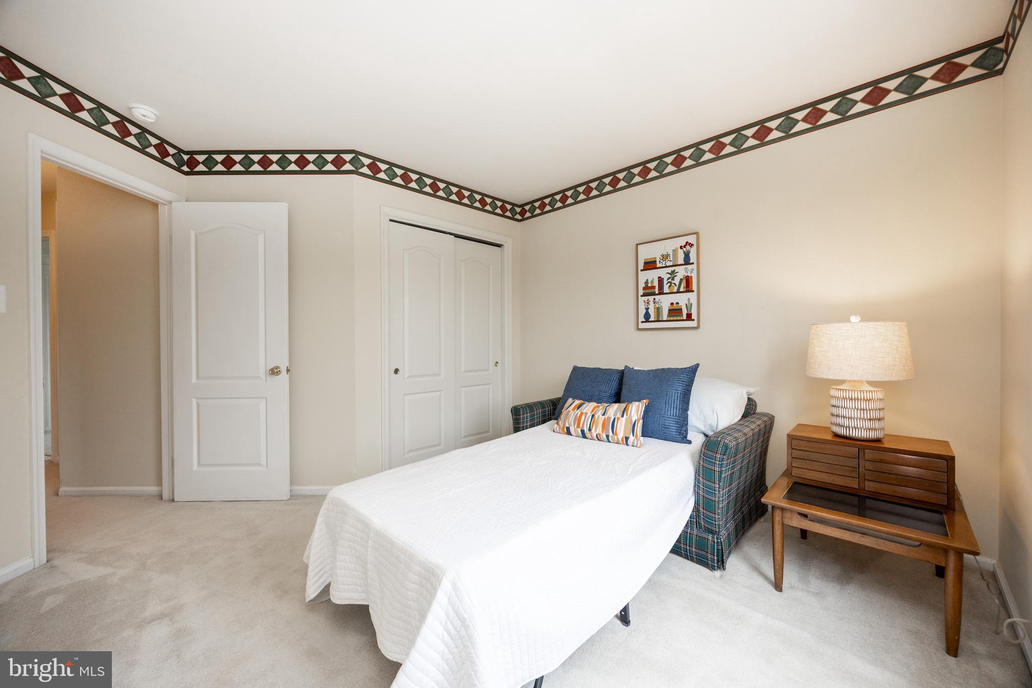 COLLEGE PARK - Residential