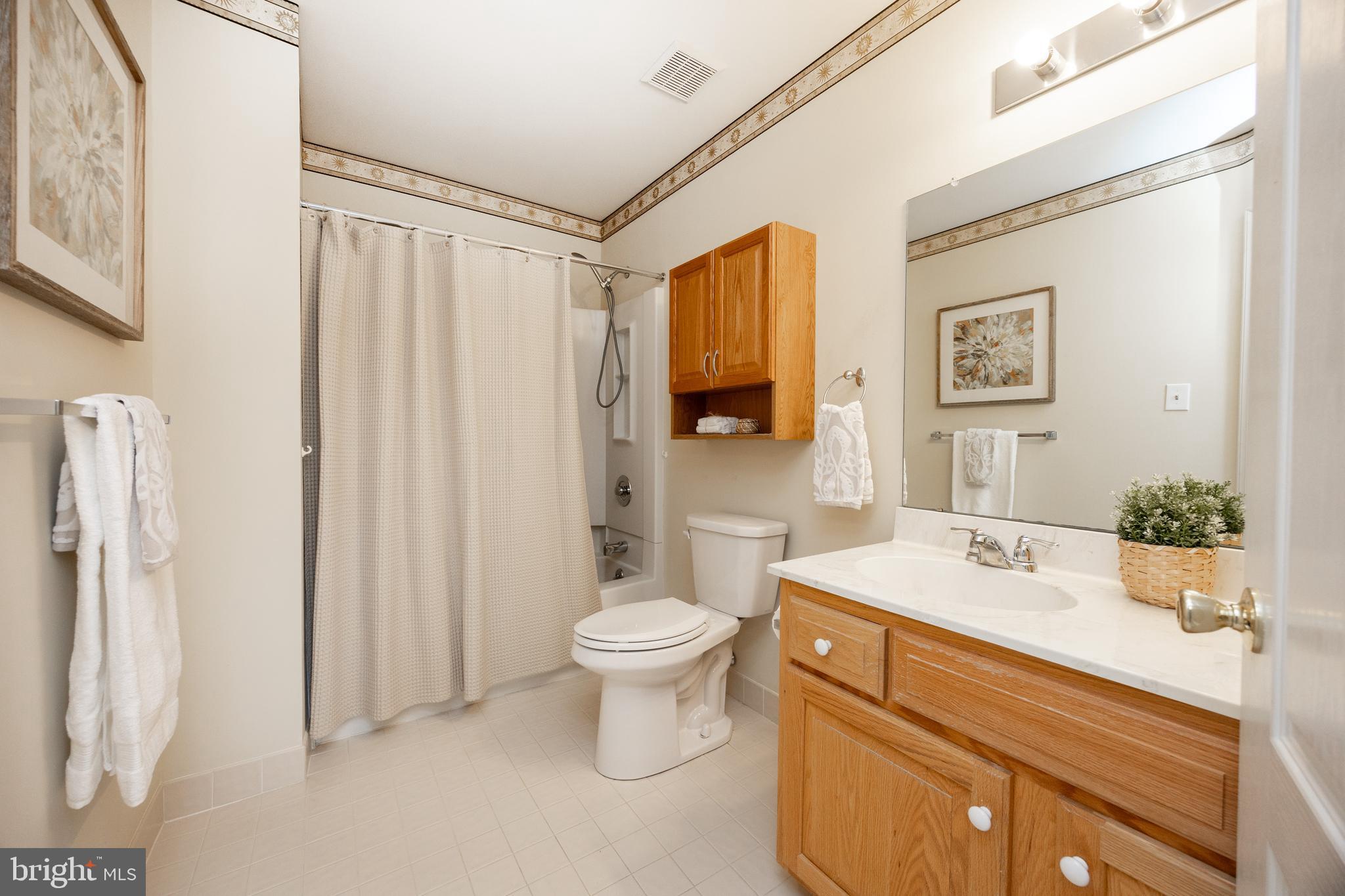 COLLEGE PARK - Residential