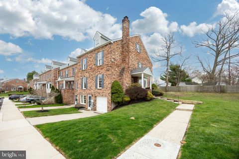 Photo of 155 Heritage Drive, COLLEGEVILLE, PA 19426 (MLS # PAMC2164812)