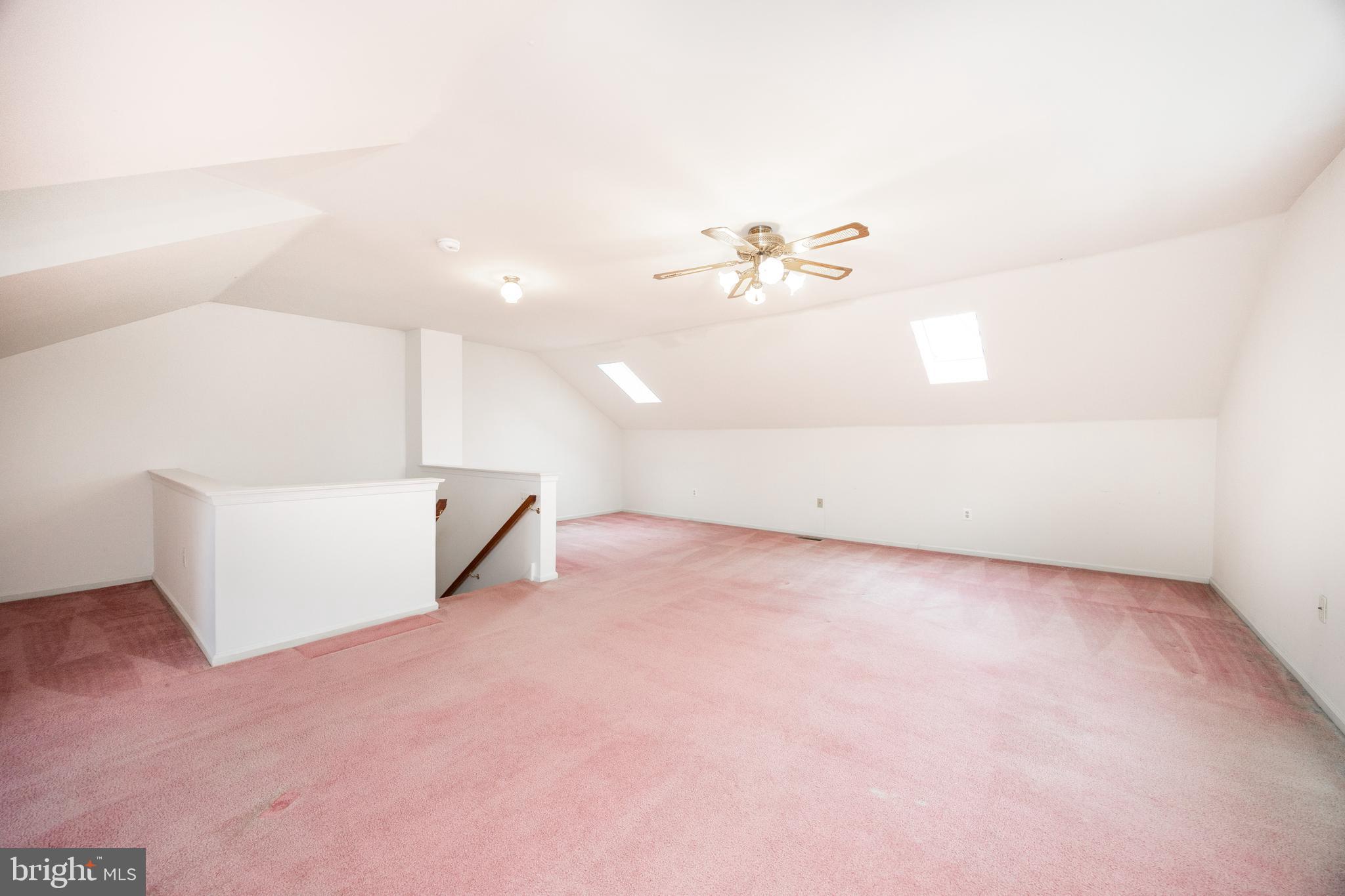 COLLEGE PARK - Residential