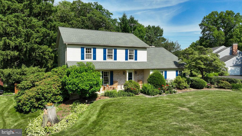 Photo of 1129 Old Eagle Road, Lancaster, PA 17601 (MLS # PALA2052494)