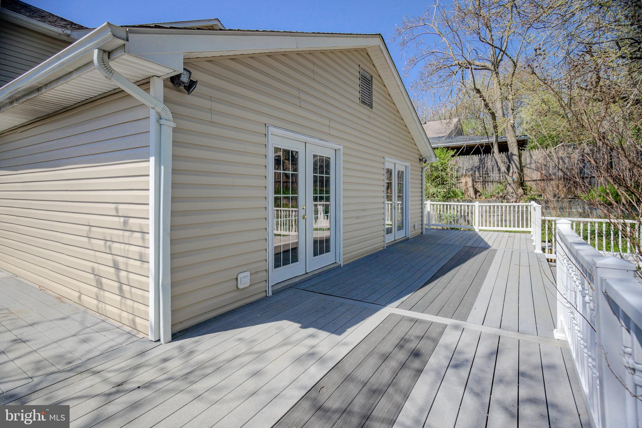 MEMORIAL HEIGHTS - Residential