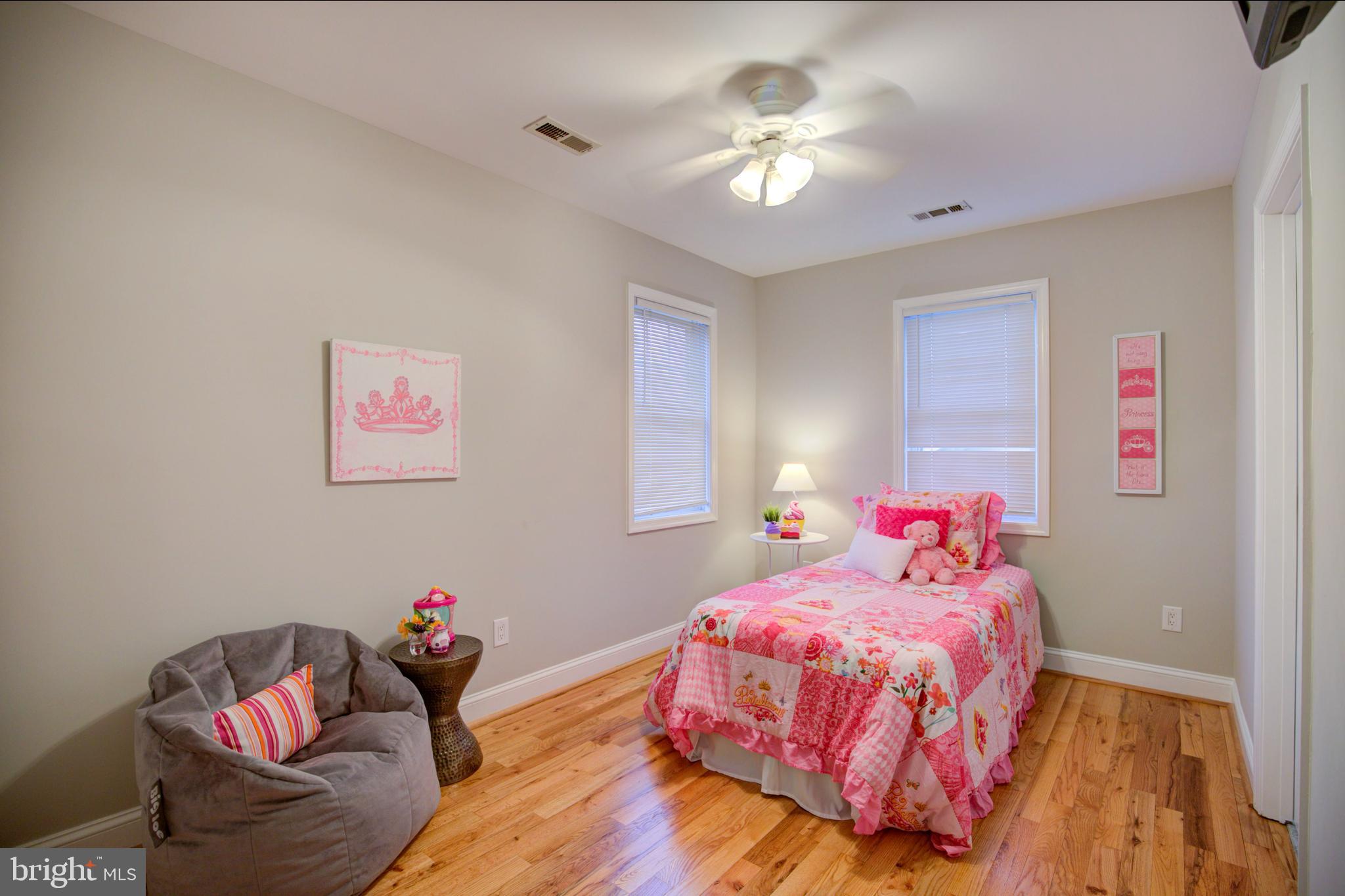 MEMORIAL HEIGHTS - Residential