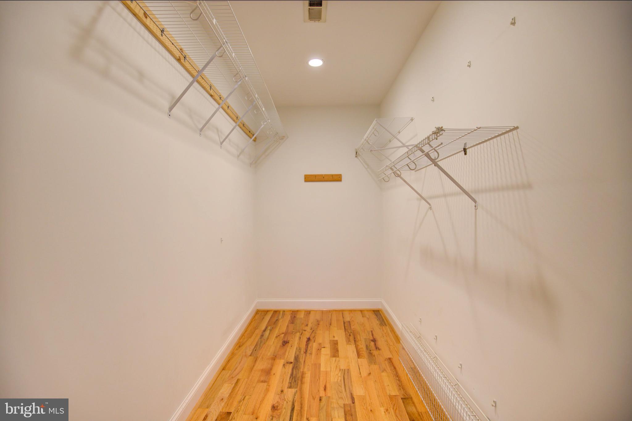 MEMORIAL HEIGHTS - Residential