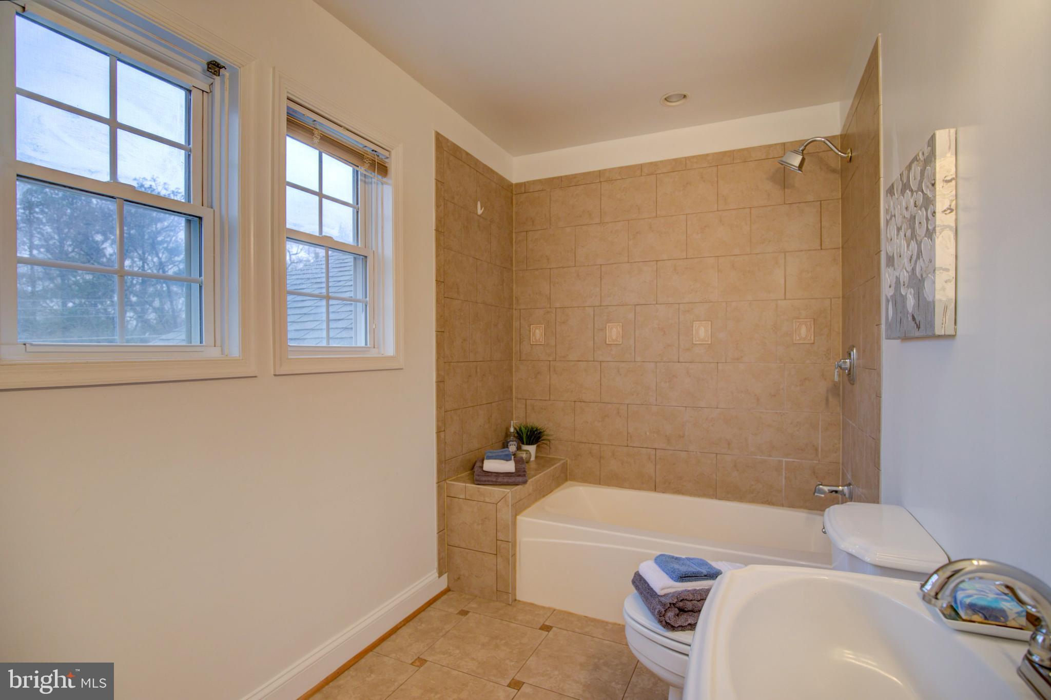 MEMORIAL HEIGHTS - Residential