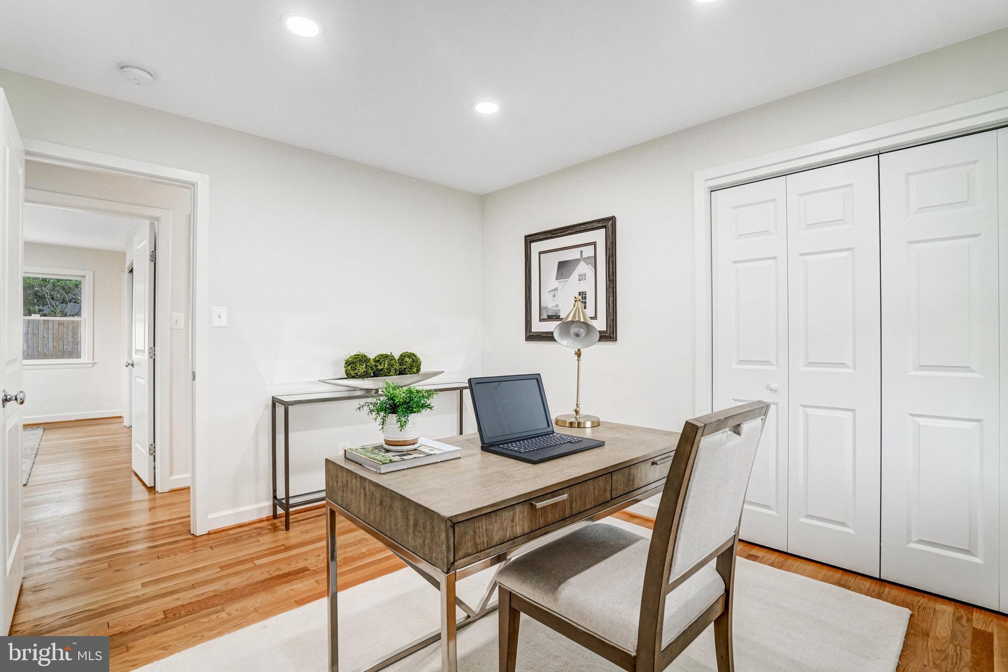 DONALDSON RUN - Residential