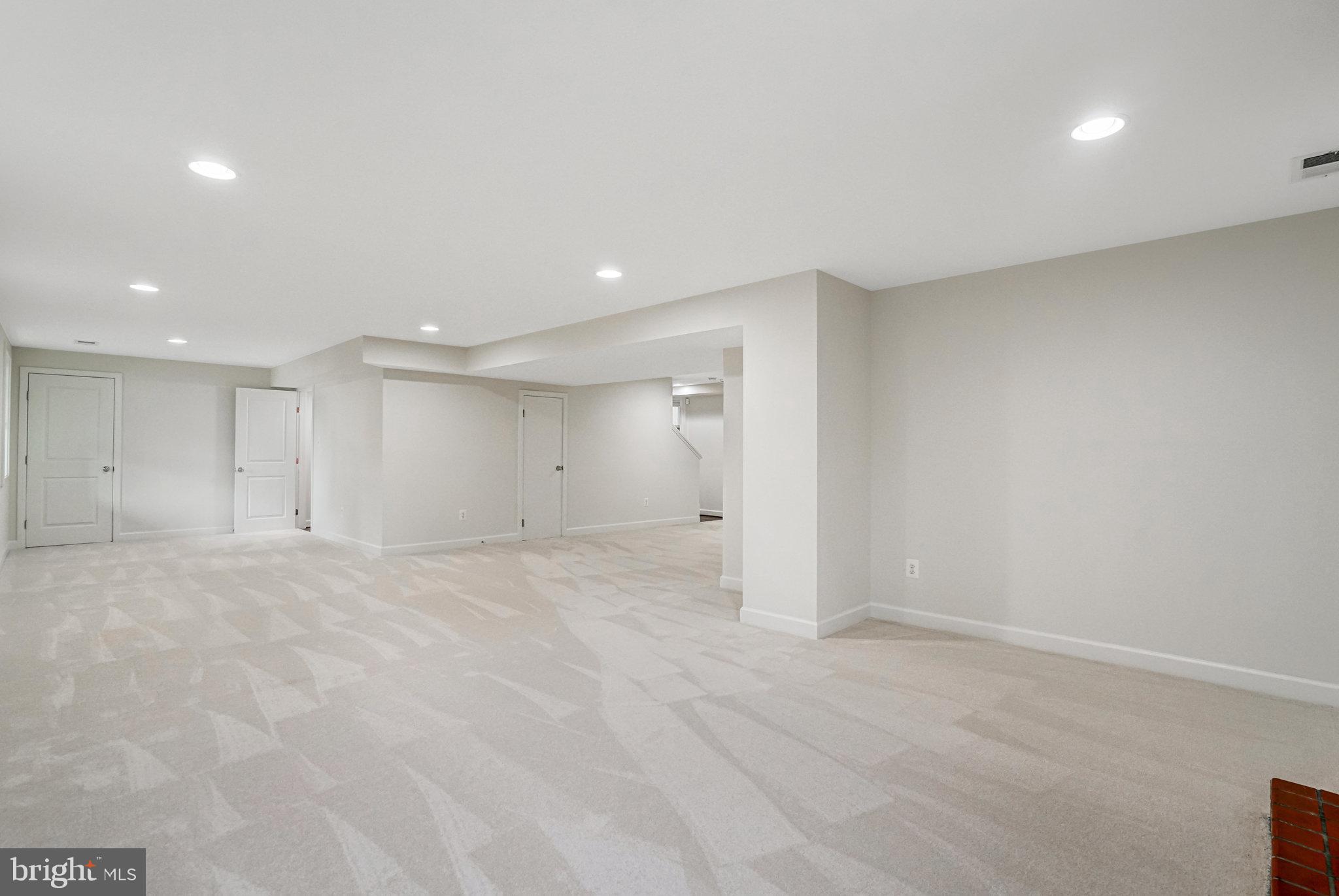 DONALDSON RUN - Residential