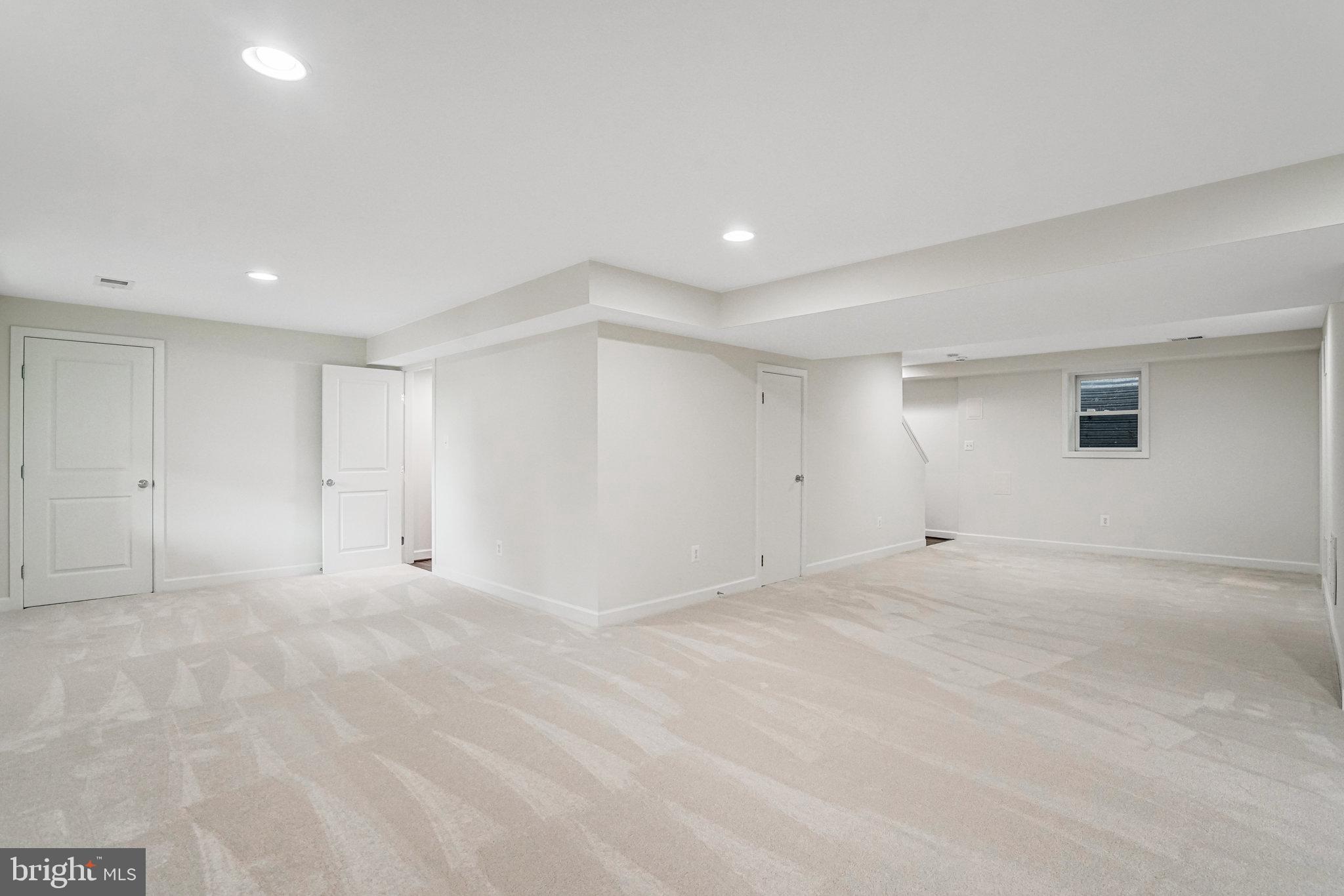 DONALDSON RUN - Residential