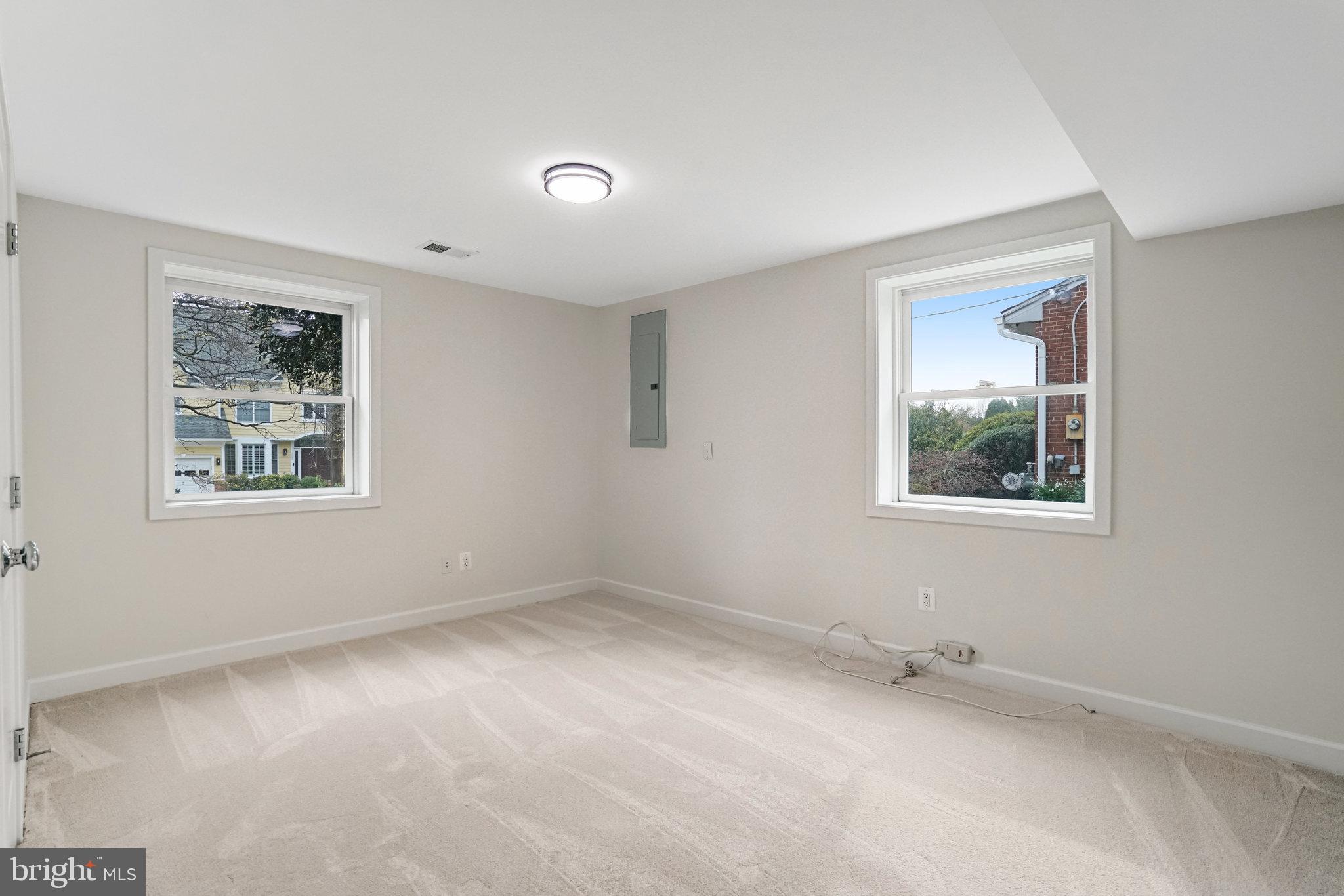 DONALDSON RUN - Residential