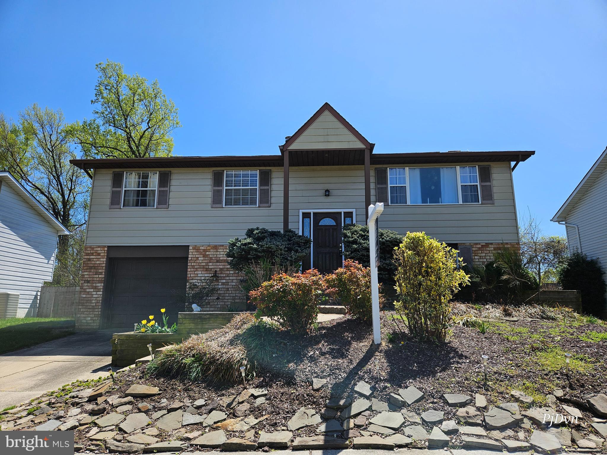 SPRIGGS COVE - Residential