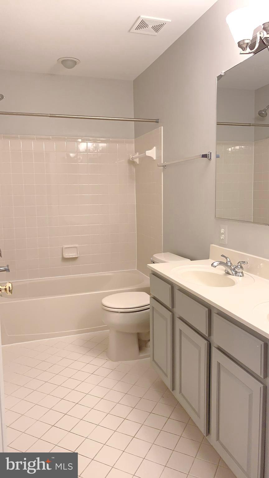 RANDOM HILLS LAND BAY - Residential Lease