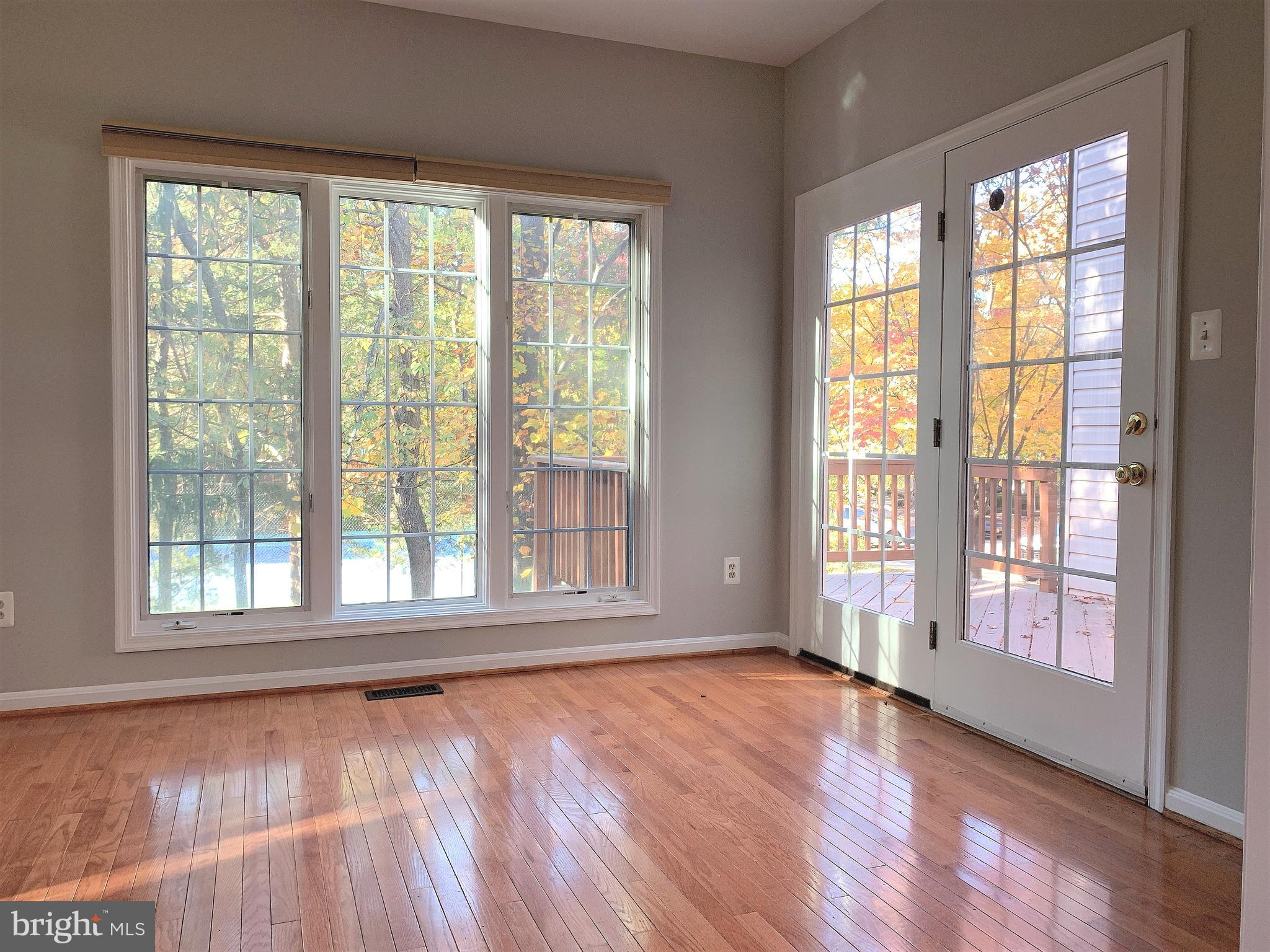 RANDOM HILLS LAND BAY - Residential Lease