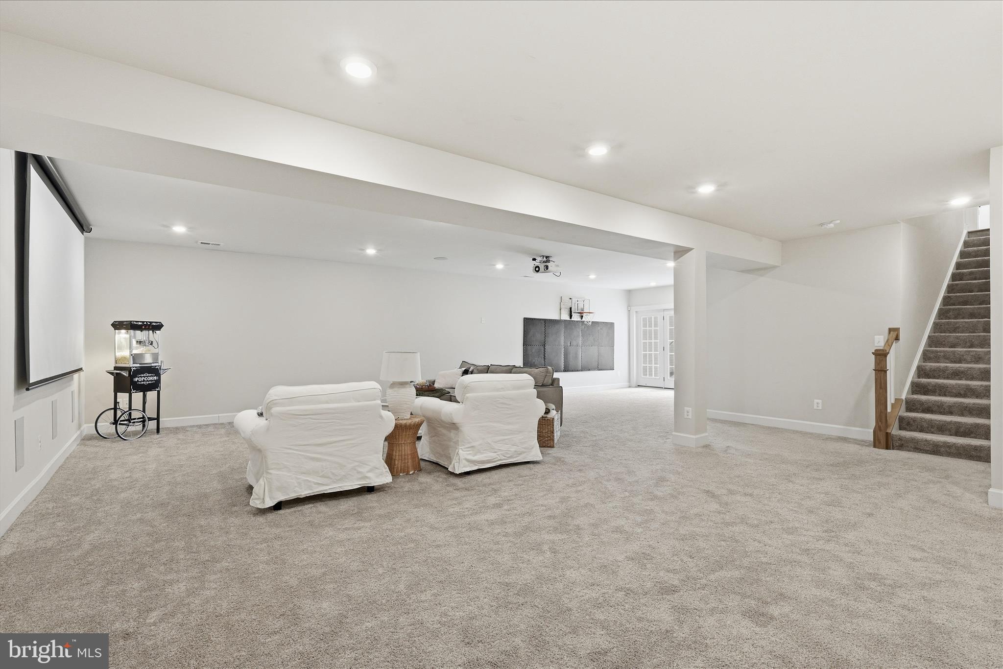 VIRGINIA CROSSING - Residential