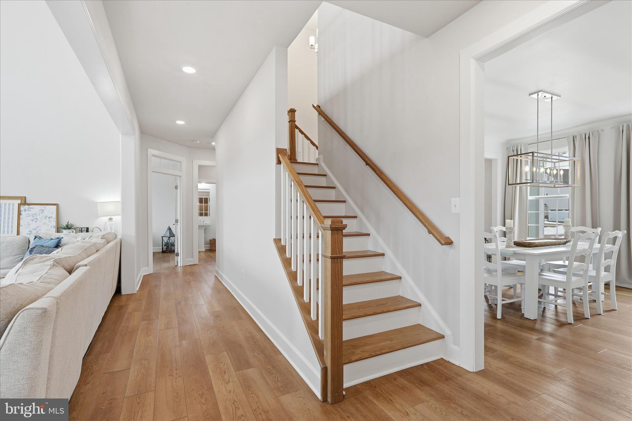 VIRGINIA CROSSING - Residential