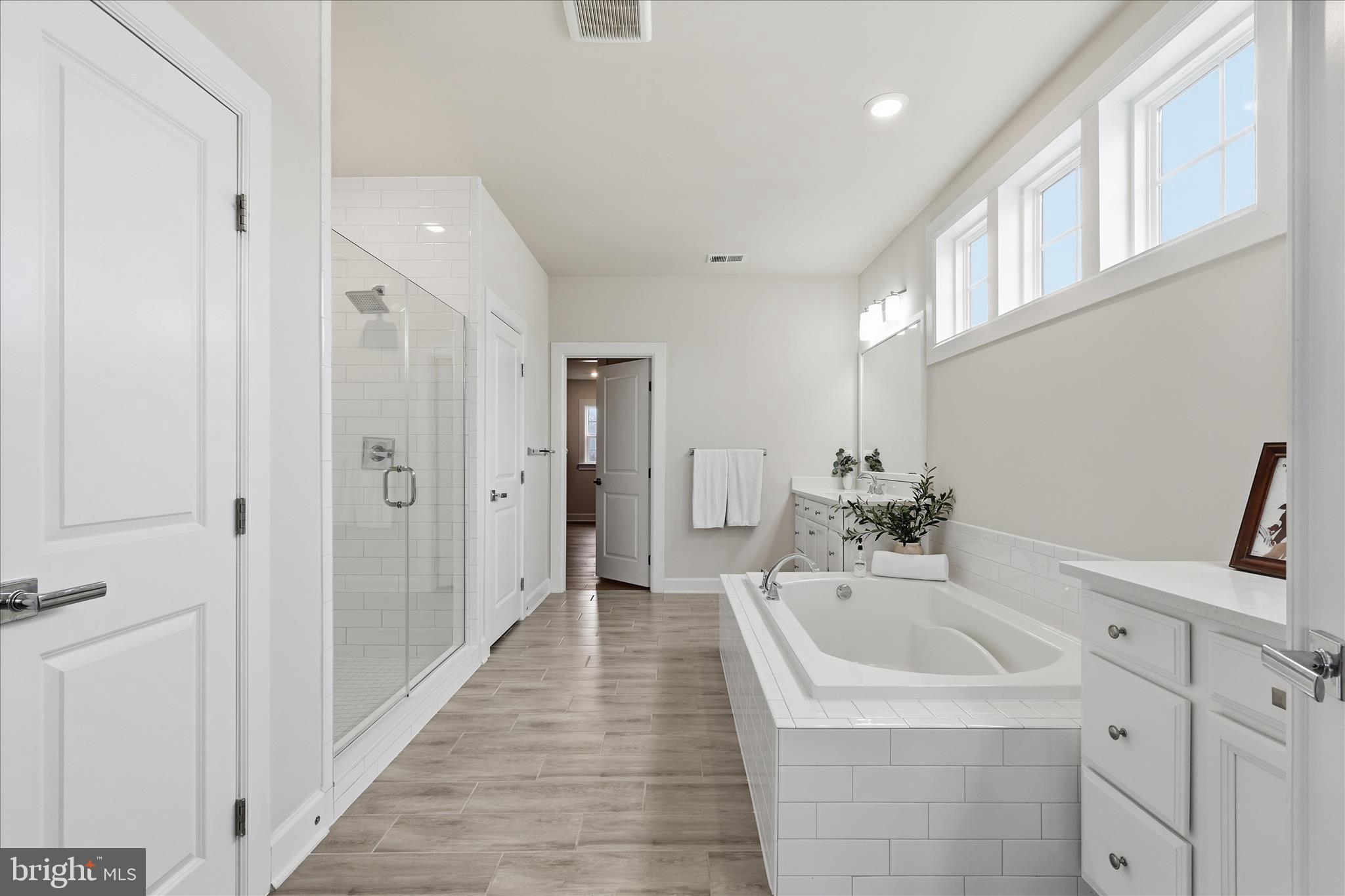 VIRGINIA CROSSING - Residential