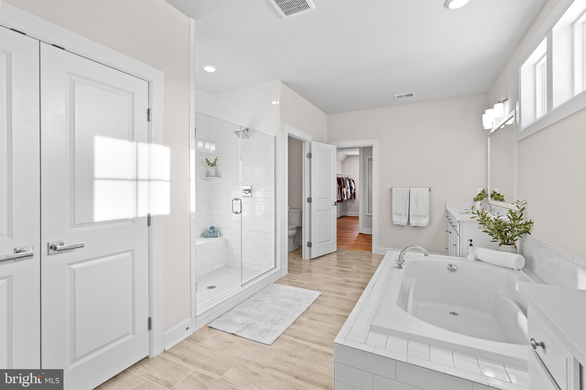 VIRGINIA CROSSING - Residential