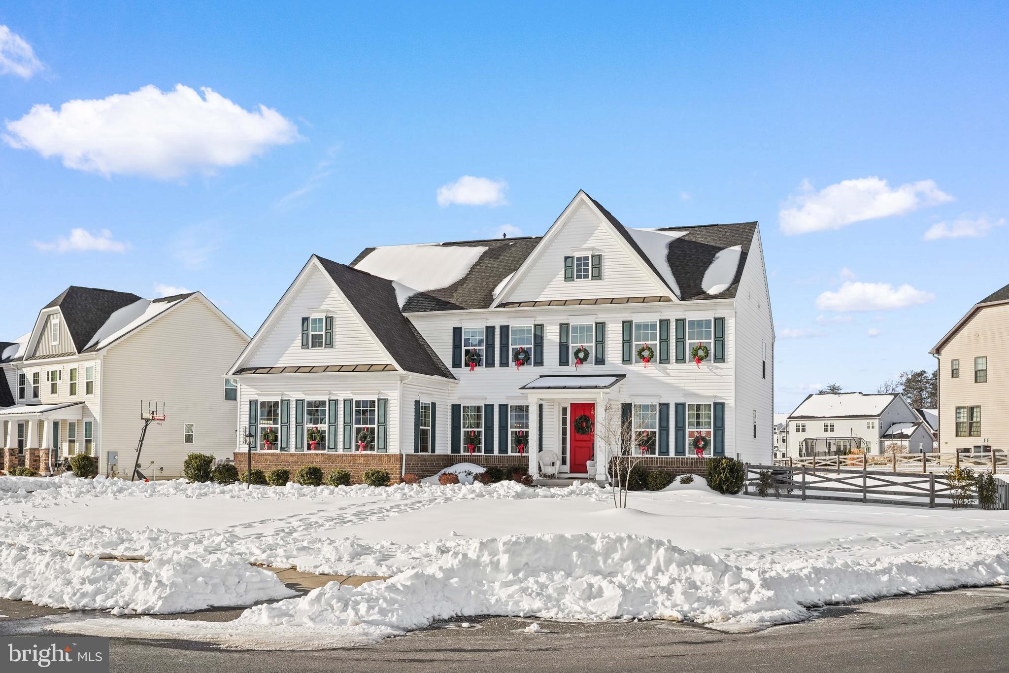 VIRGINIA CROSSING - Residential