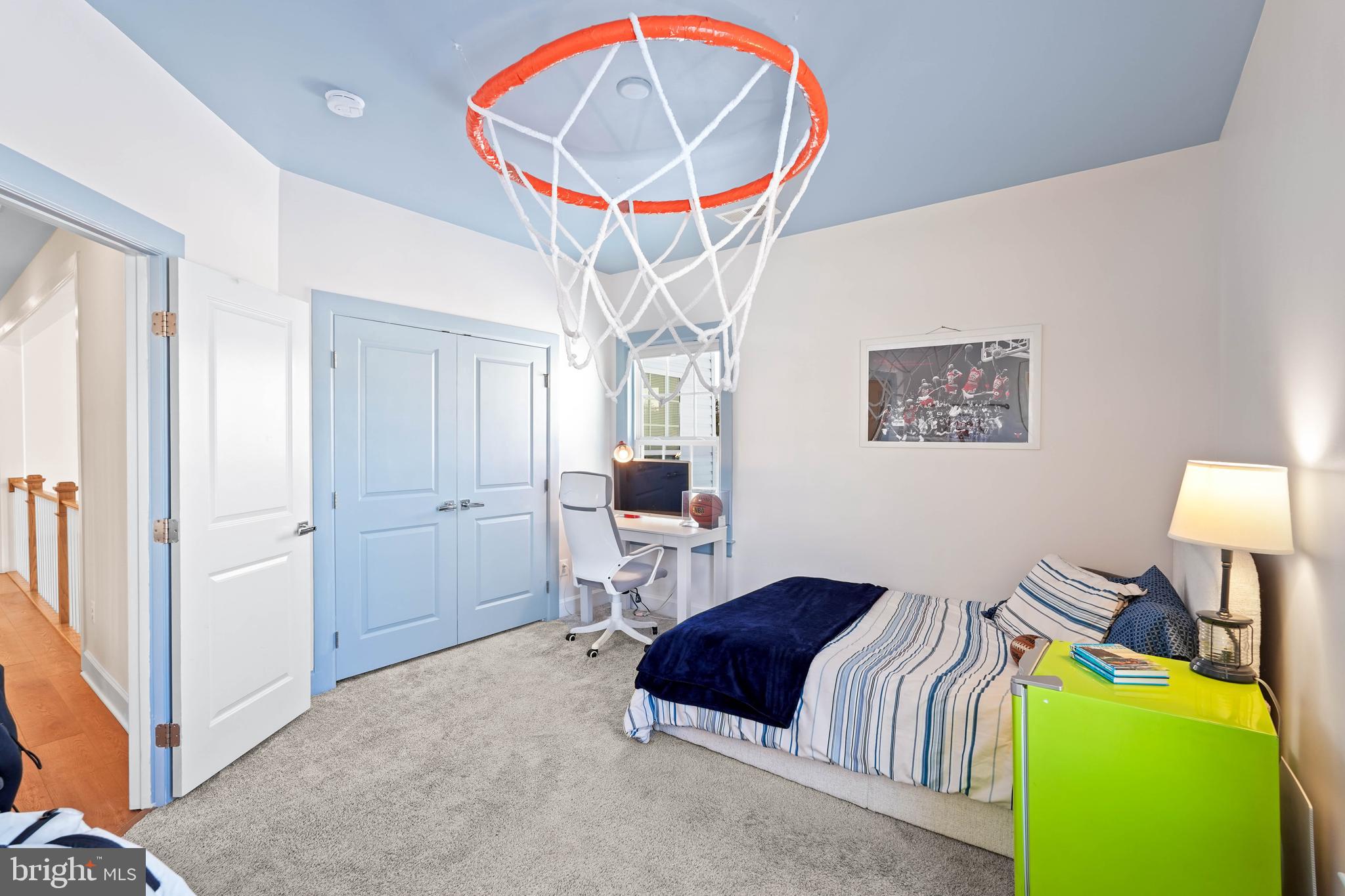 VIRGINIA CROSSING - Residential