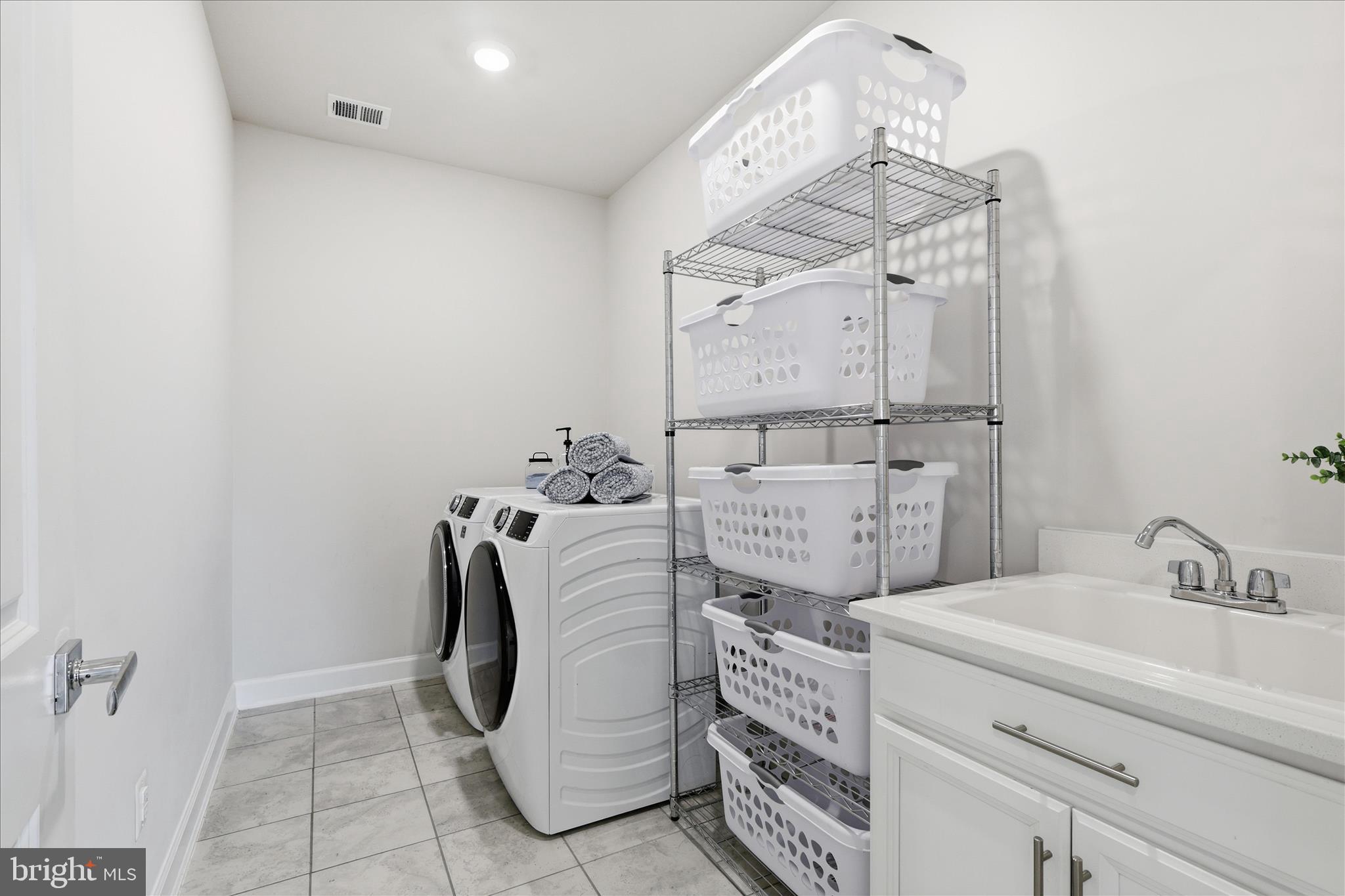 VIRGINIA CROSSING - Residential